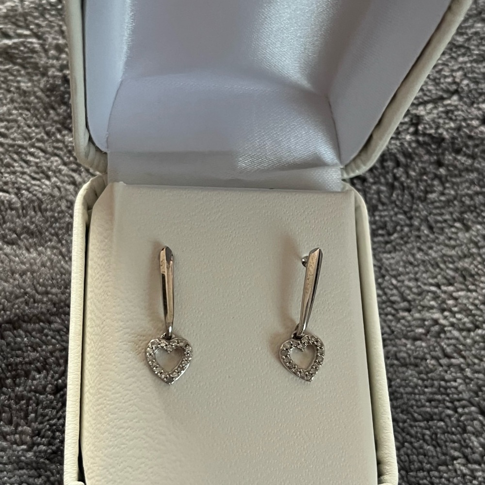 Elegant Silver Heart Earrings